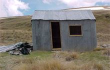 Nicholsons Hut . Old Woman and Old Man/Kopuwai Ranges