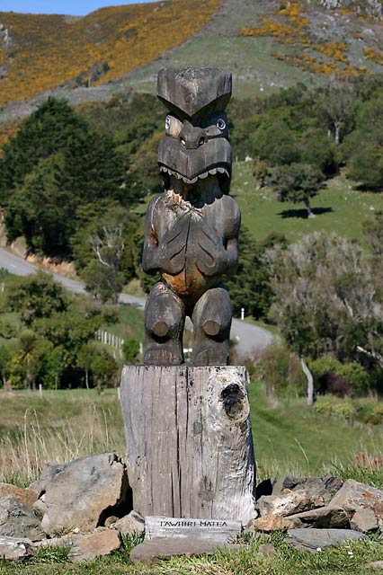 maori_statue