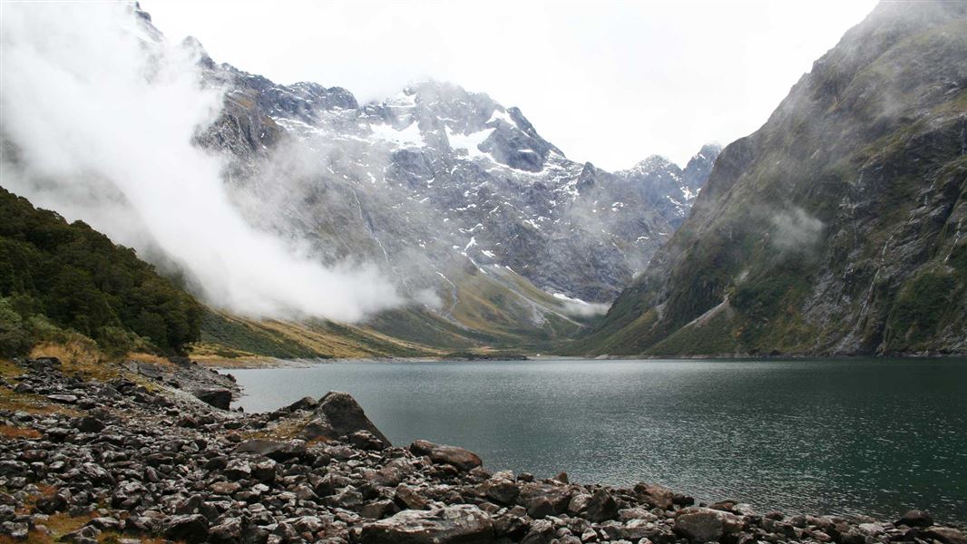 Lake Marian Track picture New Zealand